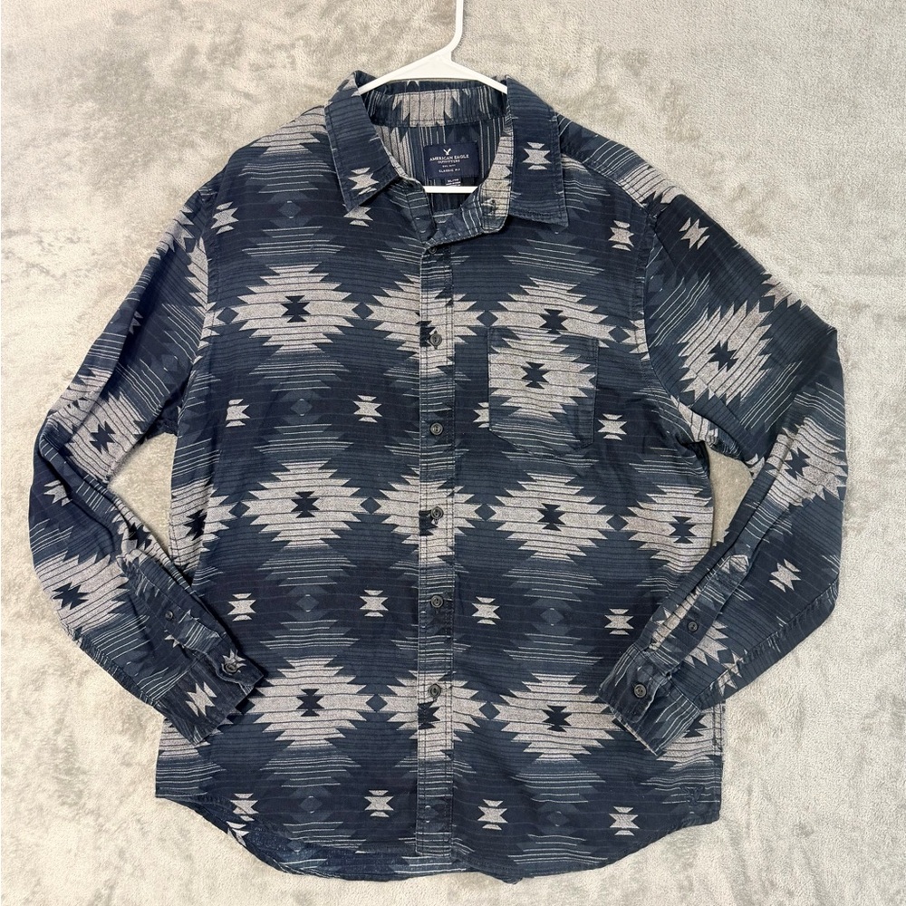 American Eagle Outfitters Aztec Shirt XL Mens Blue Button-Up Long‎ Sleeve